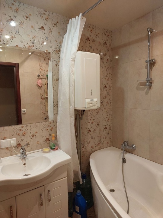 Донецк
Текстильщик
Продам 3 ком кв по (8)