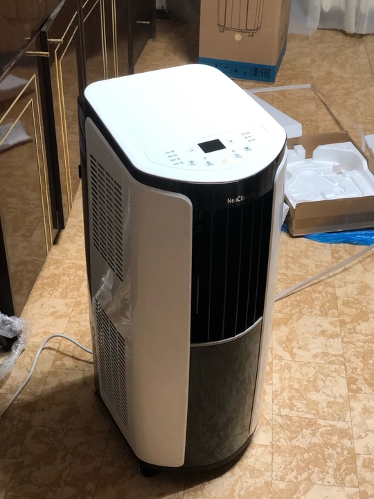 Продам мобильный кондиционер.Neoclima NPAC-07CG. В