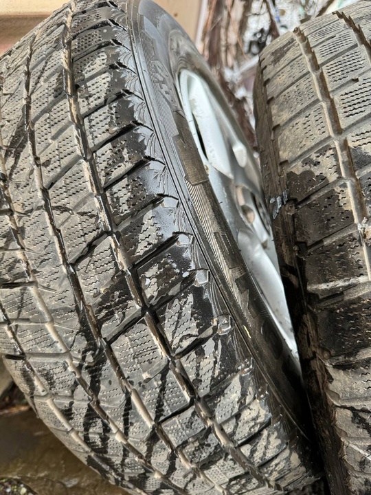 Продам R17 235/65 зима комплект (2)