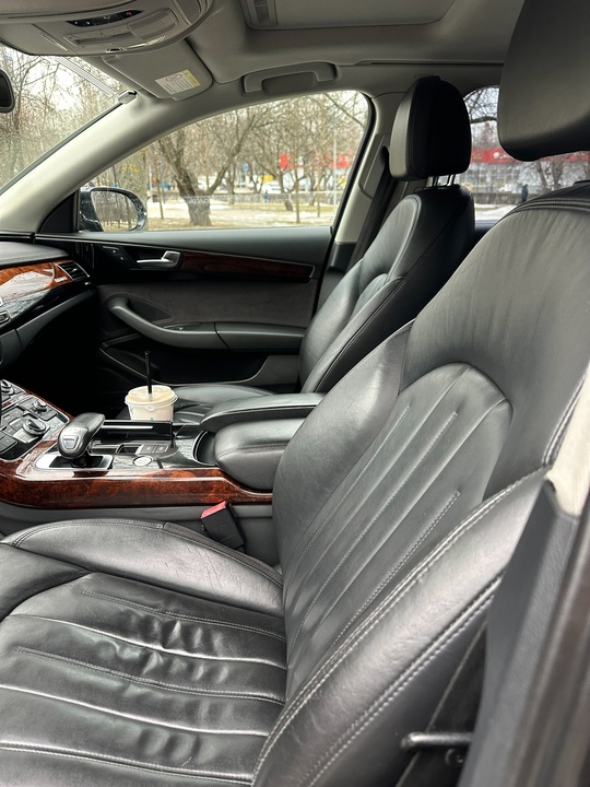 Audi a8 Лонг полный привод (9)