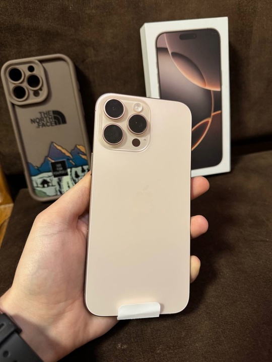продам Iphone 16 Pro Max (2)