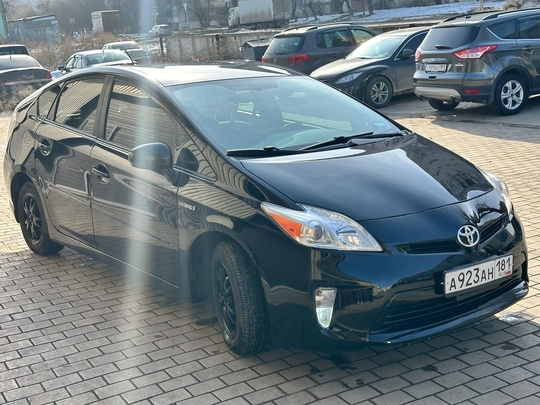 Продам Toyota Prius 30 2012 (1)