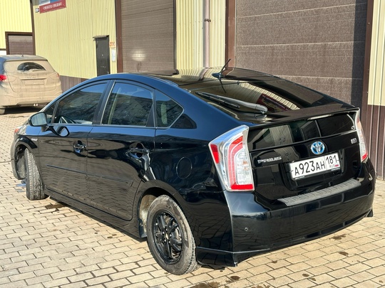Продам Toyota Prius 30 2012 (2)