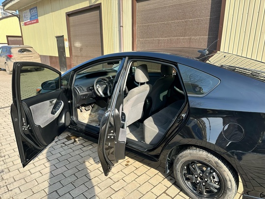 Продам Toyota Prius 30 2012 (4)