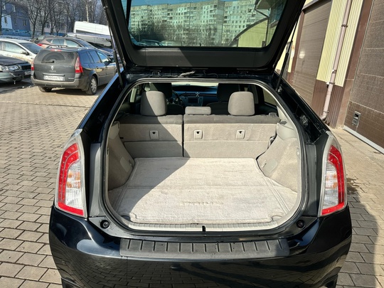 Продам Toyota Prius 30 2012 (5)