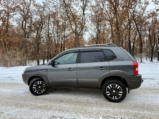 Hyundai Tucson 2008г.
2.0 дизель АВТОМАТ
Пробег (9)
