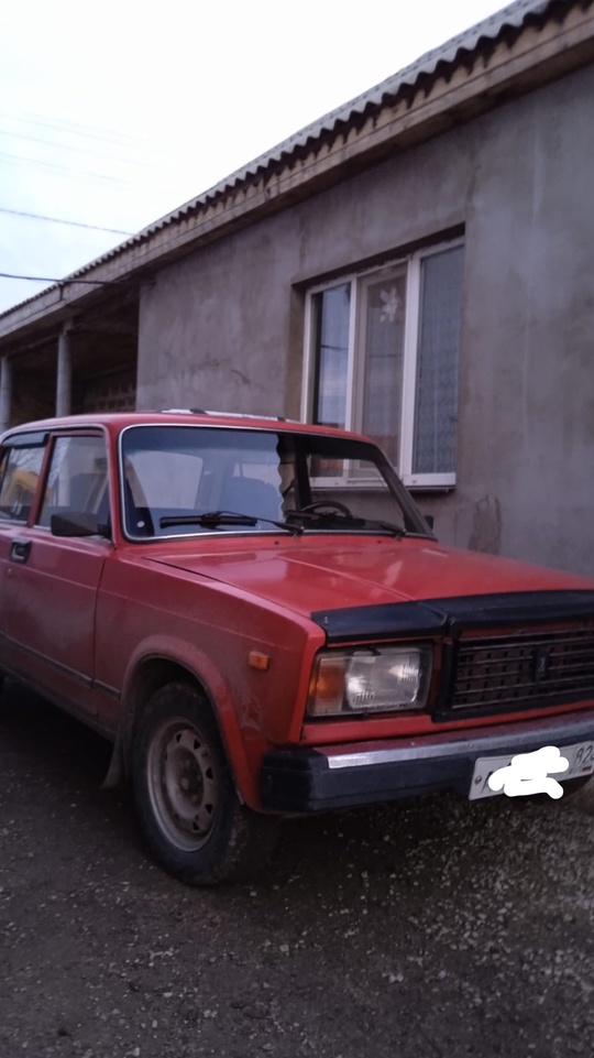 Срочно продам семерку 83год.Гнили нет,машина (1)