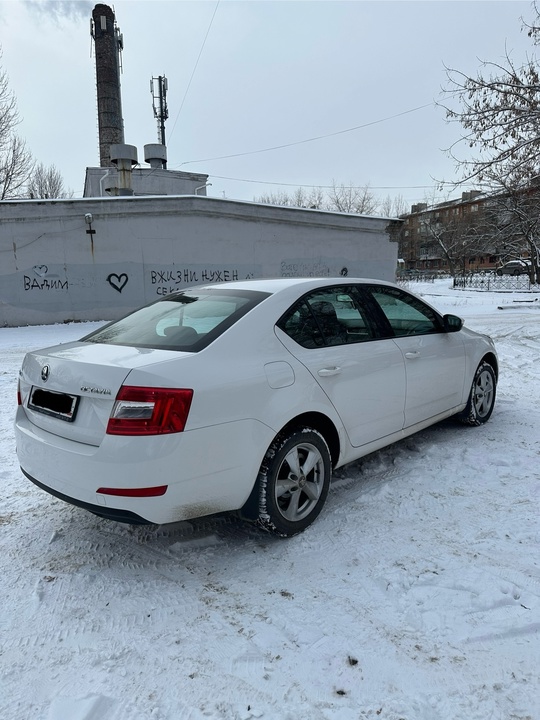 SKODA OCTAVIA A7 2014 года.
Один (2)