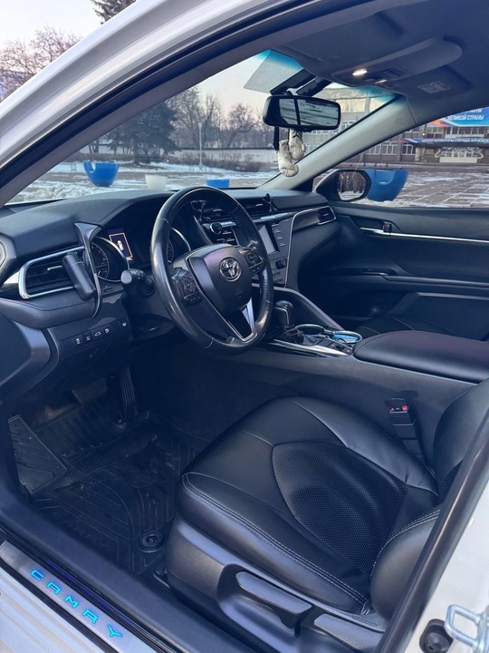 Toyota Camry 2018 год
Автомобиль находится (5)