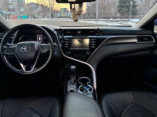Toyota Camry 2018 год
Автомобиль находится (6)