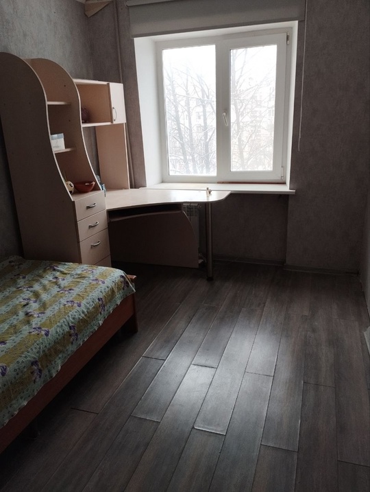 Продам трешку, кв Волкова 7/93, (4)