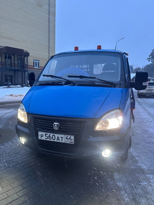 Продам эвакуватор.  На хорошем (1)