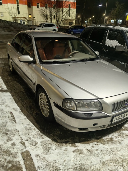 Продам обе за 700