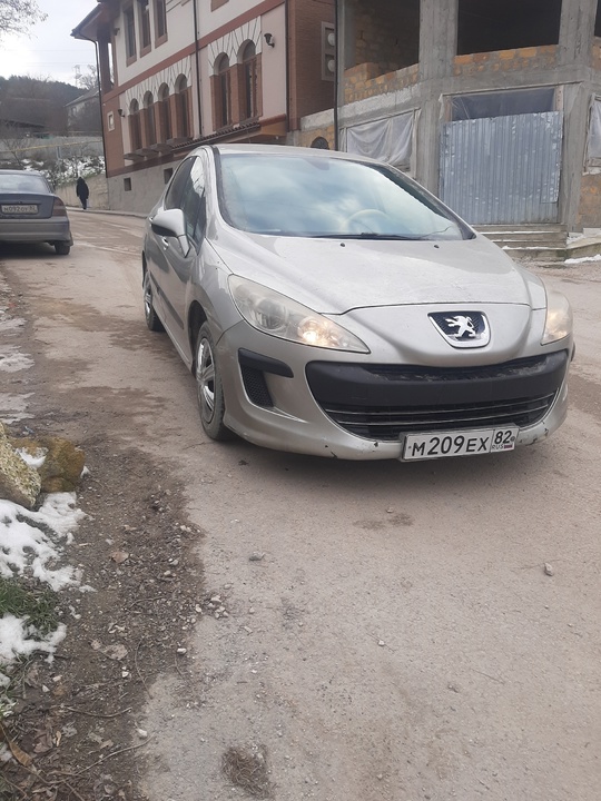 Продам пыжа 308 1.6 автомат (3)