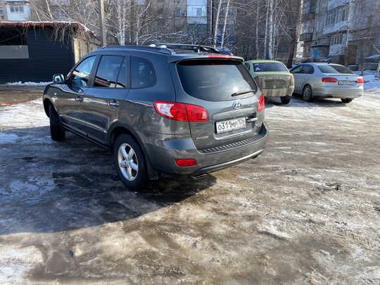 HYUNDAI Santa Fe 
Год выпуска (2)