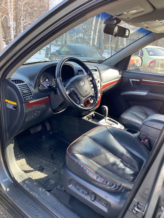 HYUNDAI Santa Fe 
Год выпуска (6)