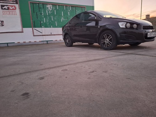 Продам хорошую Авео 2012 года (6)
