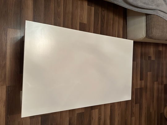 Столик икеа 90*55*45,есть пару дефектов (2)