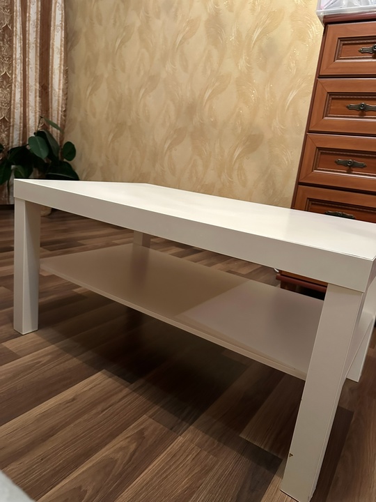 Столик икеа 90*55*45,есть пару дефектов (3)