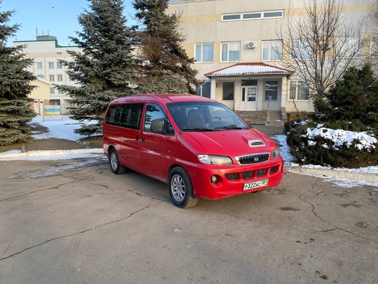 Продам Hyundai H-1 в Луганске.