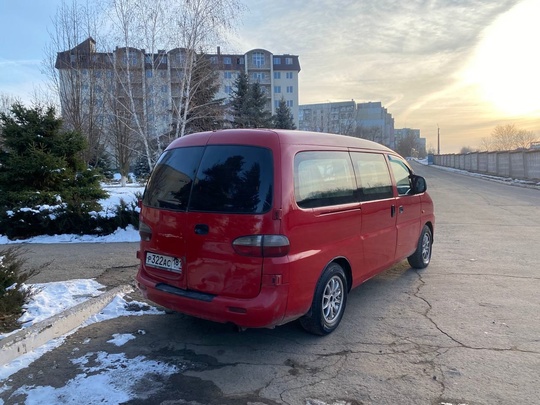 Продам Hyundai H-1 в Луганске. (3)
