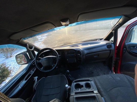 Продам Hyundai H-1 в Луганске. (5)