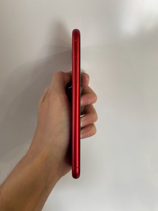 Продам iPhone XR/64 gb 
Телефон (1)