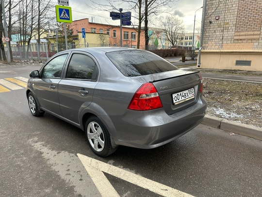 - Chevrolet Aveo 1.4 МТ (3)