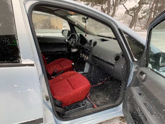 г. Симферополь 
Mitsubishi colt 1.3 (6)