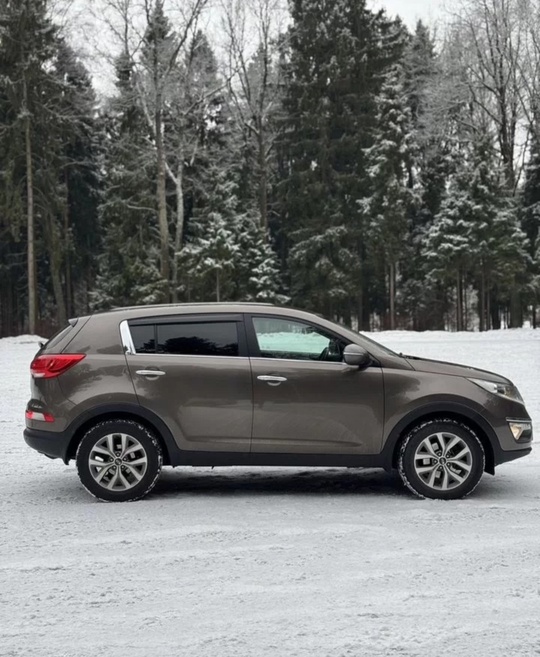 Продам Kia Sportage 2015г .
Обьем (6)
