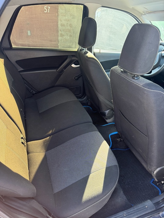 Продам LADA GRANTA Liftback 2015 (5)