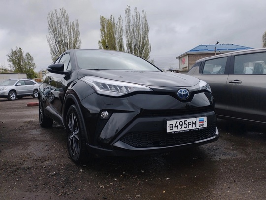 Toyota C-HR Hybrid Дилерская,2022 год,кожа,все (1)