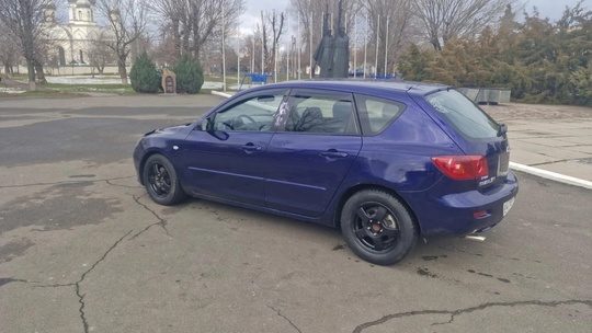 Продам Мазду 3 2004 1.6 (7)