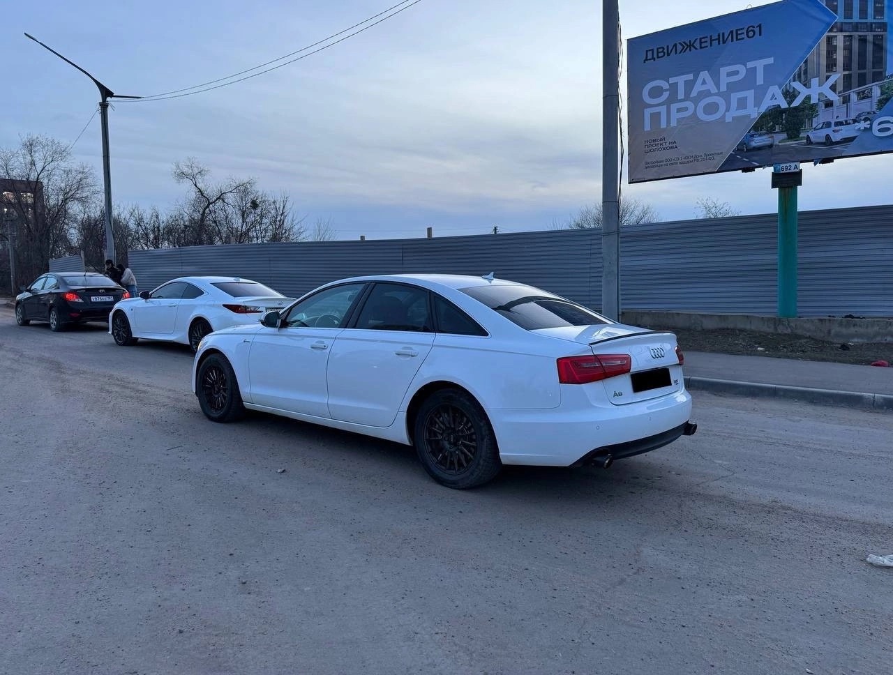 Продам  AUDI A6 C7 (4)