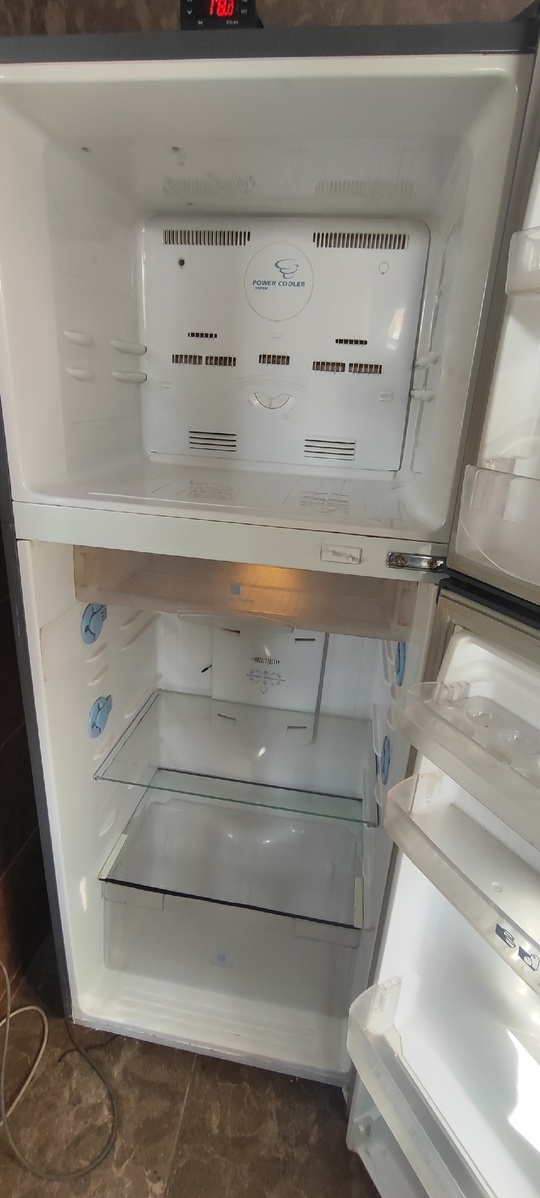 Продам холодильник Samsung no frost (1)
