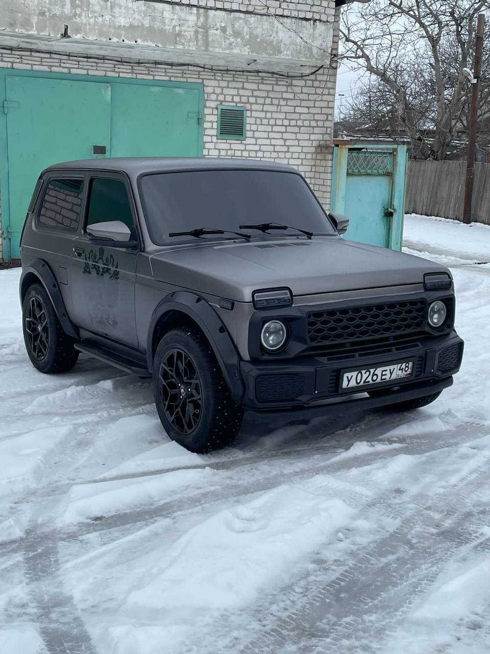 Лада 4х4 2121 Нива 2012г.
130000