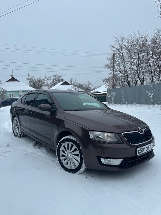 ПРОДАМ SKODA OCTAVIA 
2015 года!
Коробка