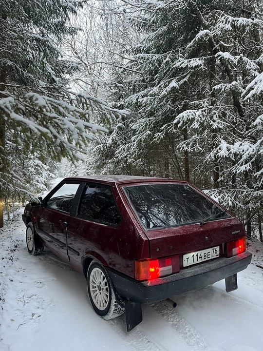 Ваз 2108 
Год 1996
Двигатель инжектор (3)