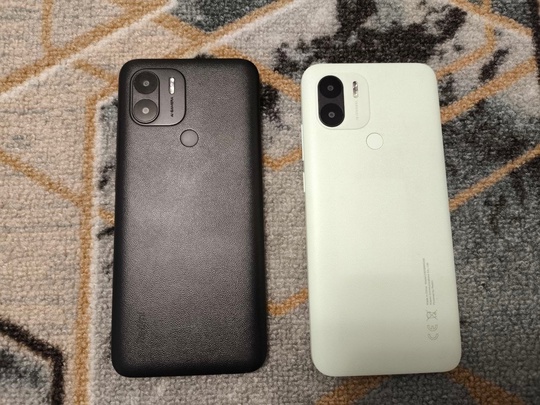 Продам два телефона Redmi A2
