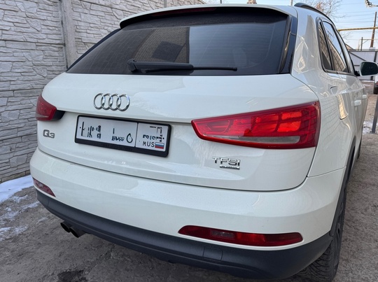 AUDI Q3 2012 2.0 quattro (3)