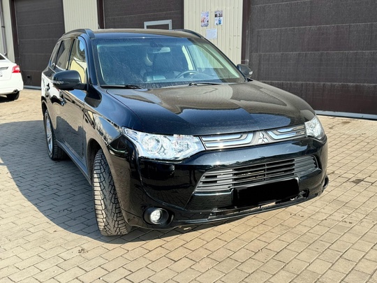 Продается Mitsubishi Outlander Акпп, Год (2)