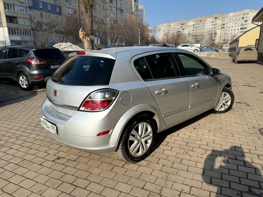 Opel Astra 2008г.в лифтбек,  (2)