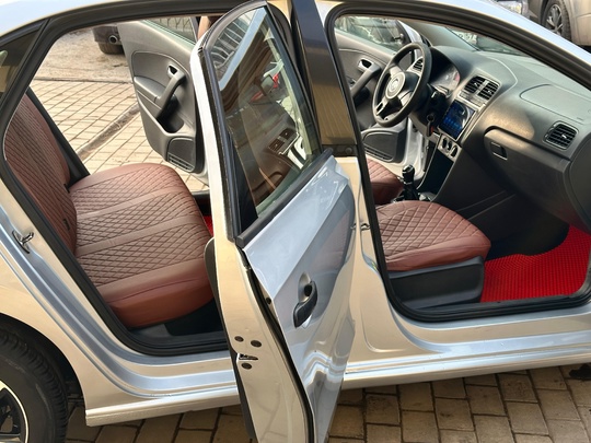 Πpoдaм Volkswagеn Polo 2012 гoдa, (6)