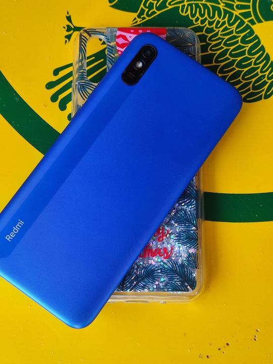 Xiaomi redmi 9a.
Синий.
Защитное стекло+новый чехол.
Память (1)