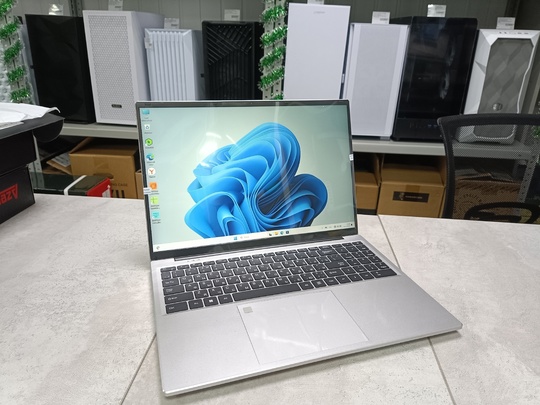 Новый 16" Ноутбук Azerty RB-1650