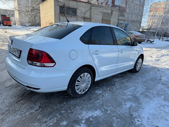 Volkswagen Polo 2017 Год. В (4)