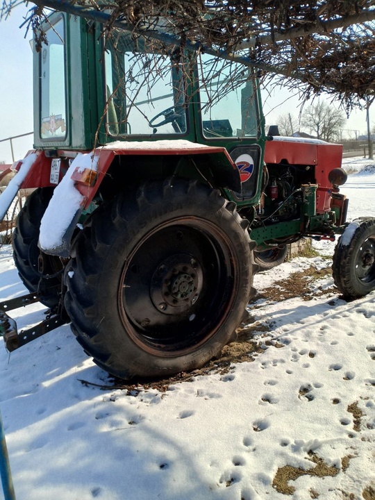 Продам
+79595292905 
ЮМЗ 350 тысяч 
Т16