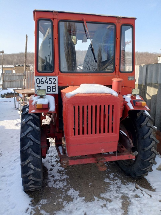 Продам
+79595292905 
ЮМЗ 350 тысяч 
Т16 (4)