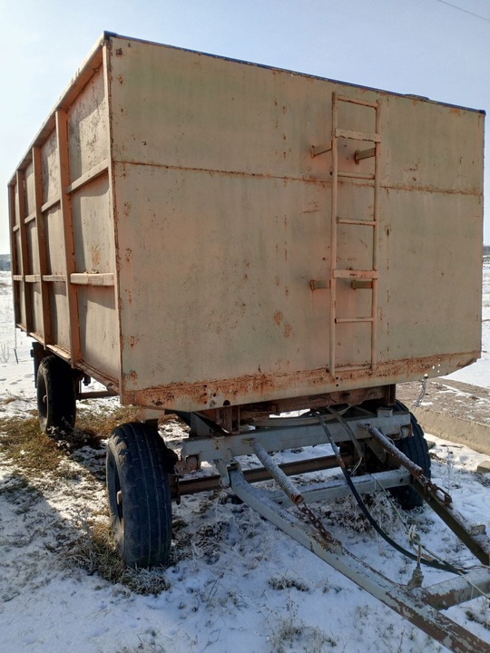 Продам
+79595292905 
ЮМЗ 350 тысяч 
Т16 (8)