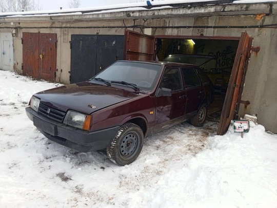 Продам ваз 2109 год 2002. (2)